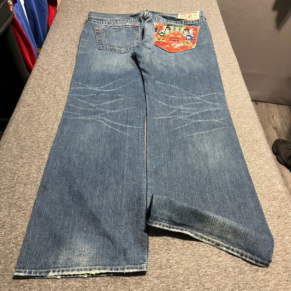 True Religion Bobby Jeans 38x35 Blue Graphic Embroidered Pocket Made in USA